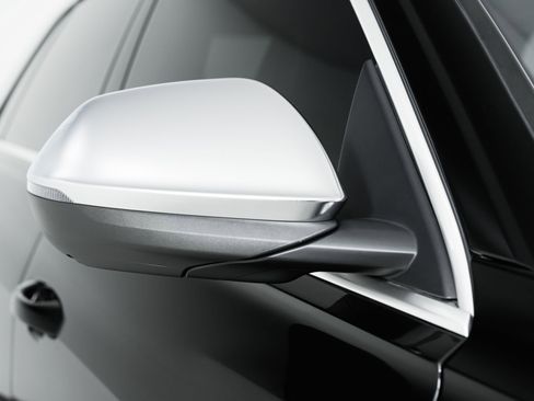 Used 2024 Audi RS Q8 image 43