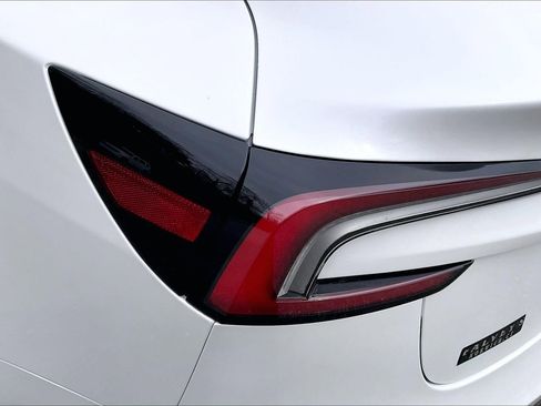 Used 2025 Tesla Model 3 image 26