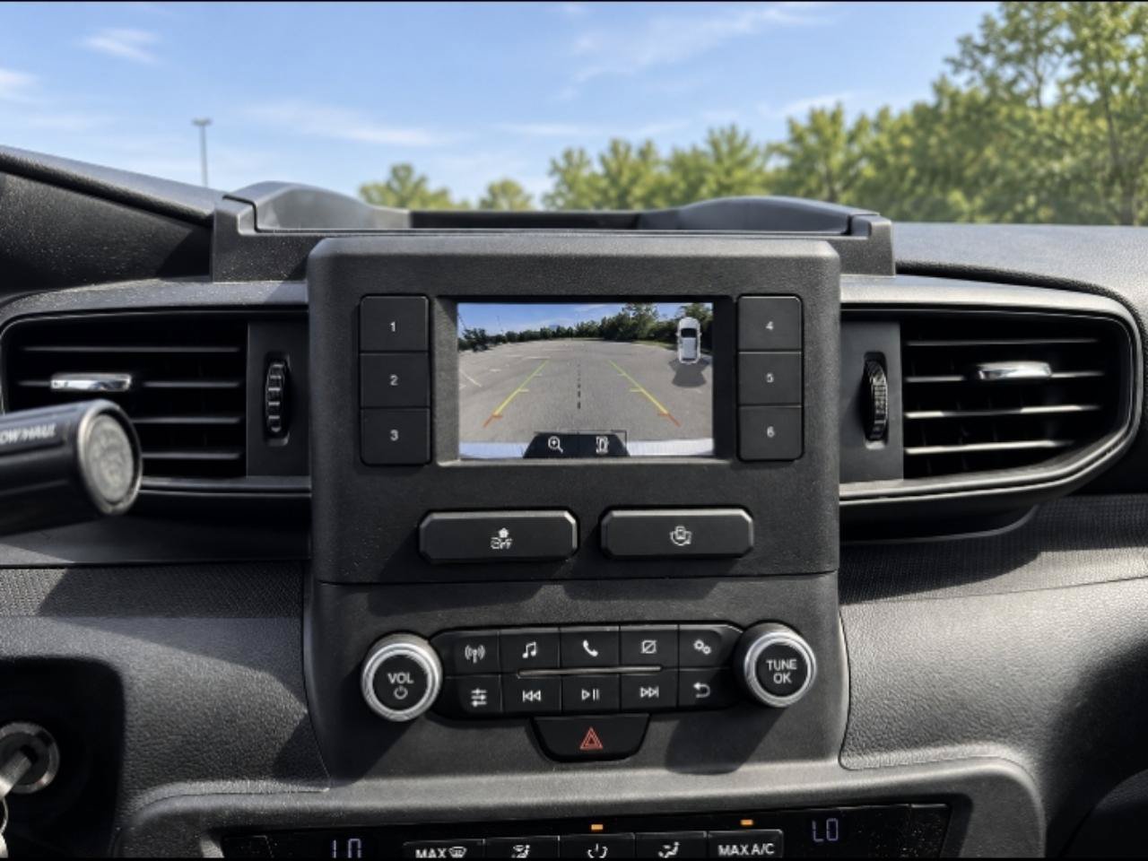 Used 2022 Ford Explorer 4WD Police Interceptor image 14