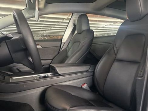 Used 2023 Tesla Model 3 Standard Range image 7