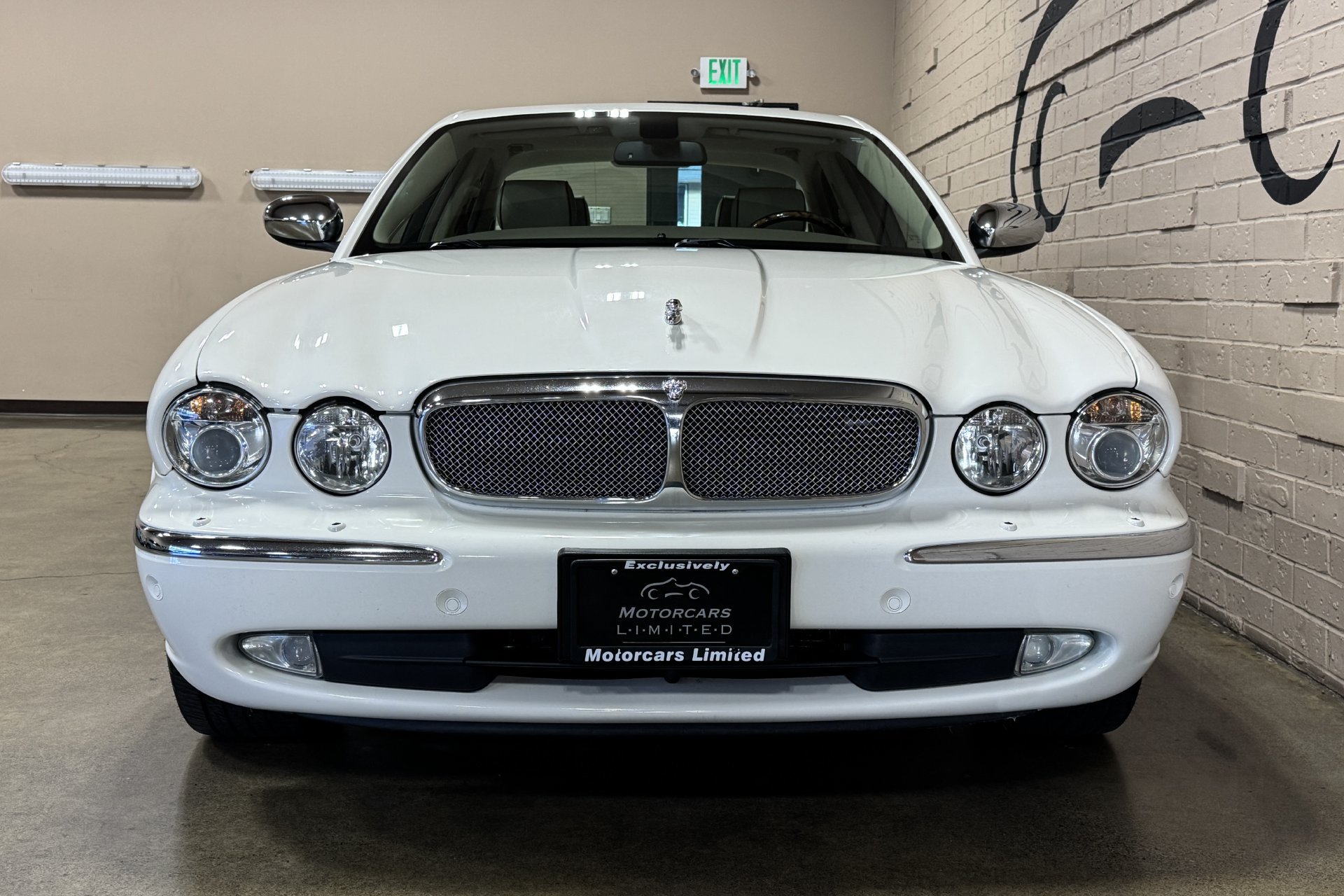 Used 2007 Jaguar XJ8 RWD image 15