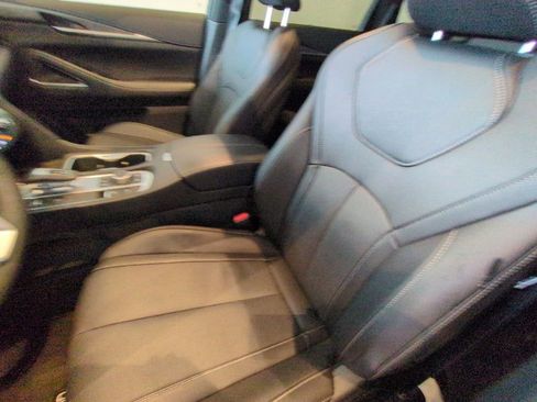 Used 2026 INFINITI QX60 Luxe w/ Cargo Package FWD image 12