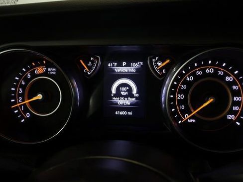 Used 2022 Jeep Wrangler Sport image 15