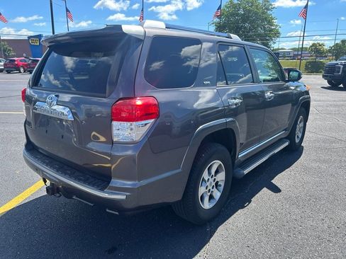 Used 2011 Toyota 4Runner SR5 w/ Convenience Pkg AWD/4WD image 5