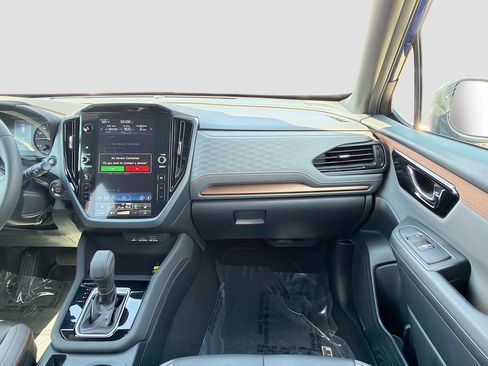 Used 2025 Subaru Forester Sport image 18