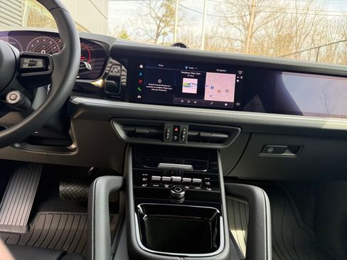 New 2026 Porsche Cayenne image 16