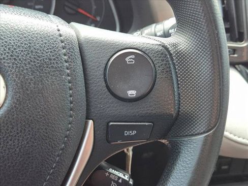 Used 2013 Toyota RAV4 XLE FWD image 5