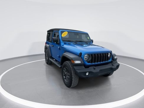 Used 2024 Jeep Wrangler Sport S image 2
