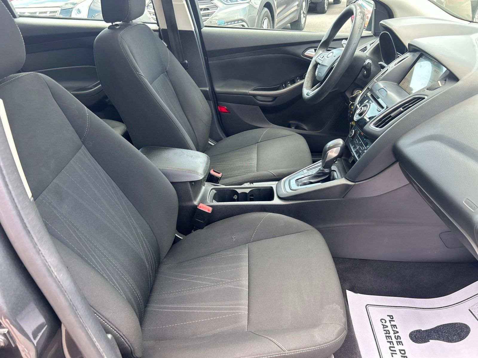 Used 2017 Ford Focus SEL FWD image 16
