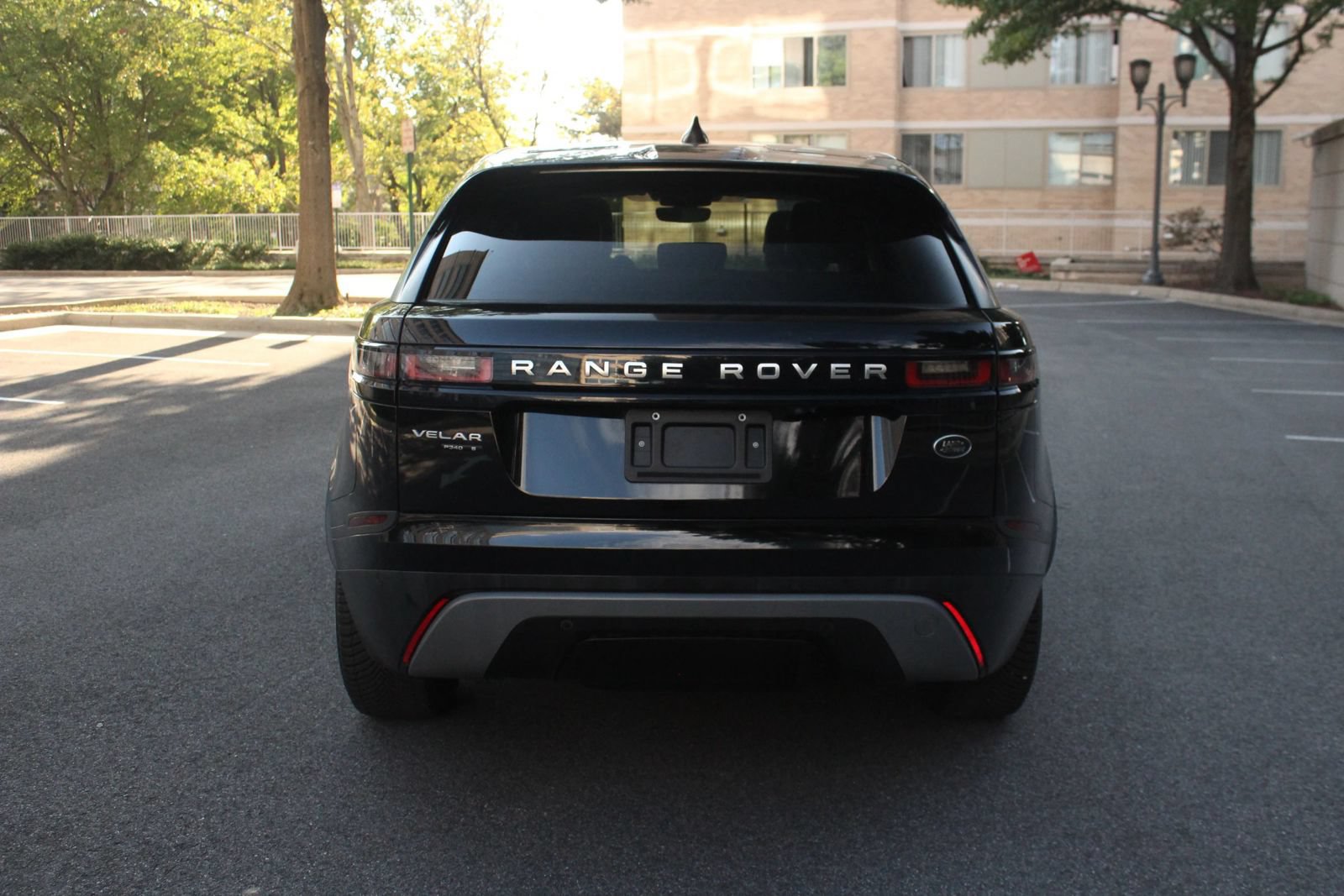 Used 2020 Land Rover Range Rover Velar S AWD/4WD image 8