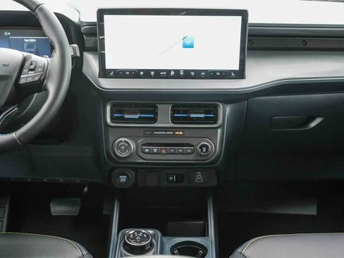 New 2026 Ford Maverick Lobo image 13