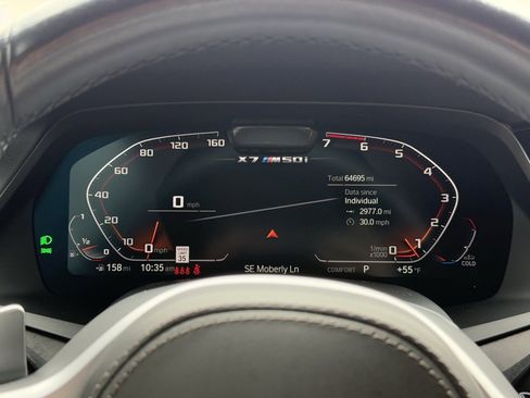 Used 2021 BMW X7 M50i image 12