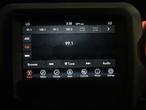 Used 2021 Jeep Gladiator Rubicon image 11