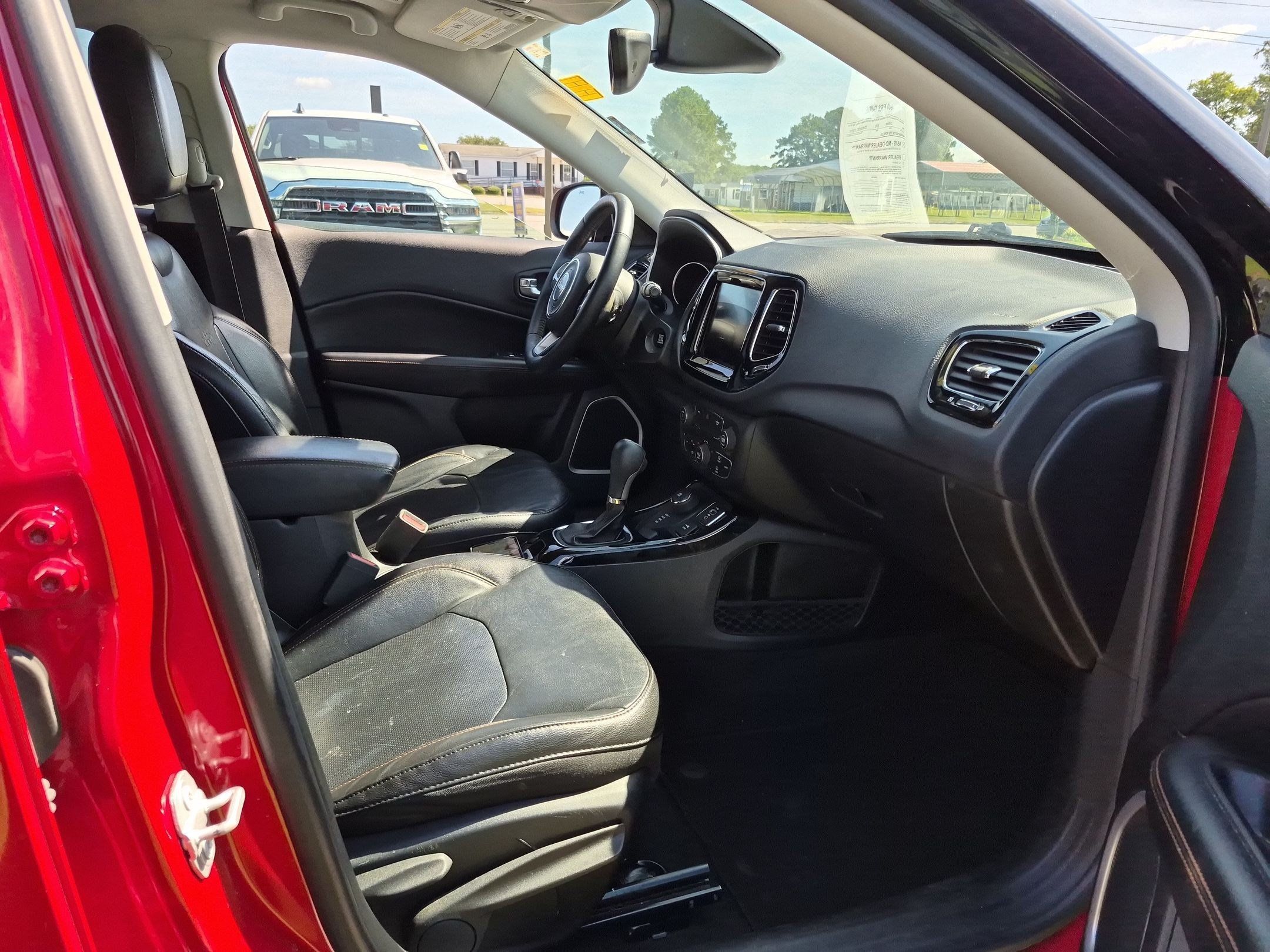 Used 2018 Jeep Compass Limited w/ Navigation Group AWD/4WD image 20