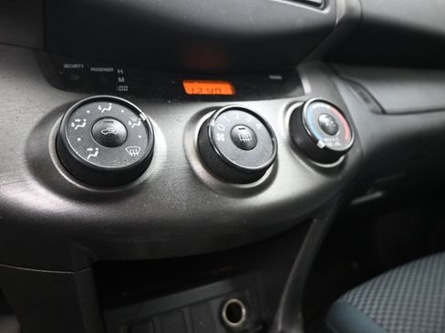 Used 2012 Toyota RAV4 Sport w/ Appearance Pkg image 13