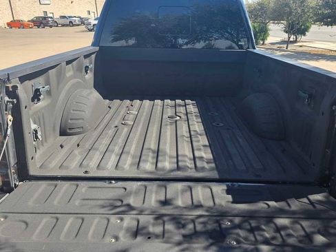 Used 2017 Ford F250 Lariat w/ Lariat Ultimate Package image 5