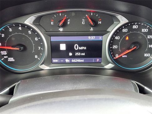 Used 2019 Chevrolet Equinox Premier image 16