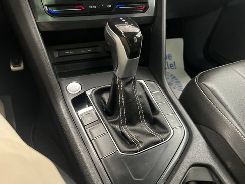 Used 2023 Volkswagen Tiguan SE R-Line FWD image 30