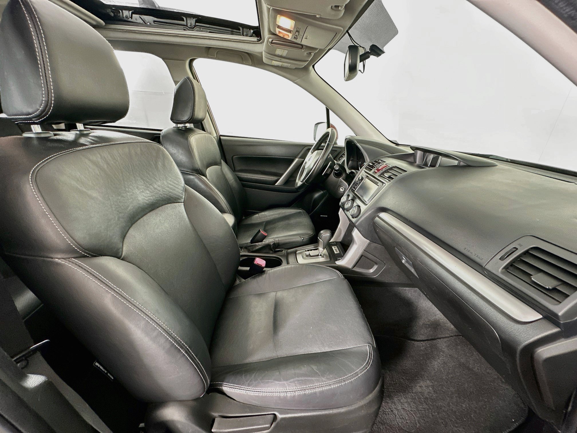 Used 2014 Subaru Forester 2.0XT Touring AWD/4WD image 33