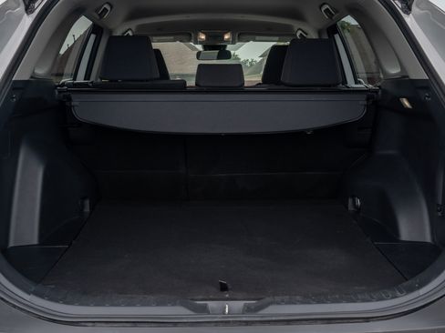 Used 2025 Toyota RAV4 LE AWD/4WD image 15