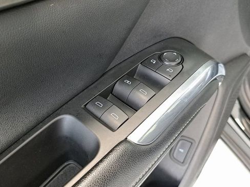 Used 2024 Chevrolet Traverse LT FWD image 23
