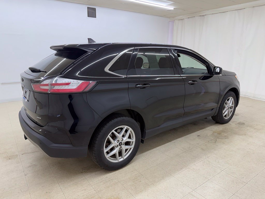 Used 2024 Ford Edge SEL w/ Convenience Package AWD/4WD image 6