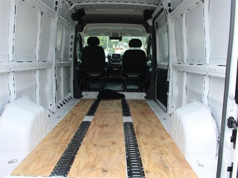 Used 2024 RAM ProMaster 2500 w/ Safety Group image 12