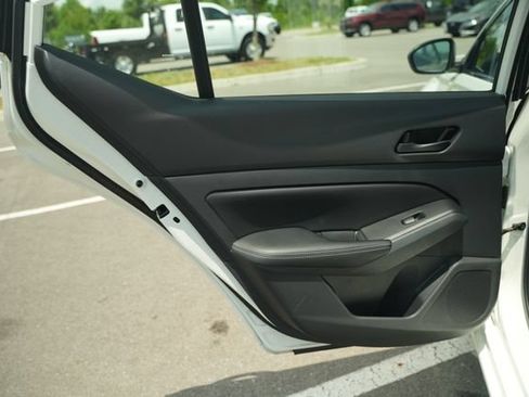 Used 2025 Nissan Altima 2.5 SV FWD image 16