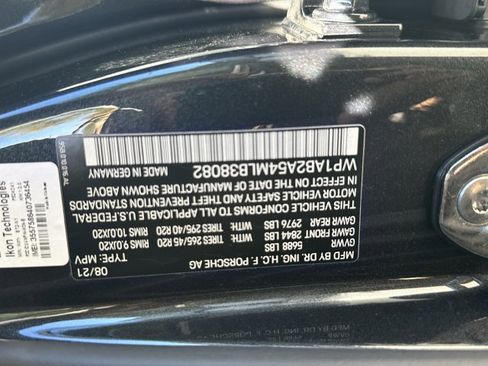 Used 2021 Porsche Macan S image 39