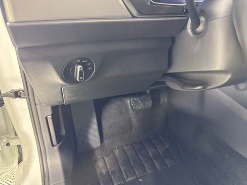 Used 2024 Volkswagen Jetta S image 15