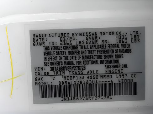 Used 2024 Nissan Sentra SR w/ SR Premium Package FWD image 12