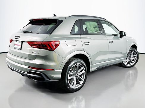 New 2025 Audi Q3 2.0T Premium image 13