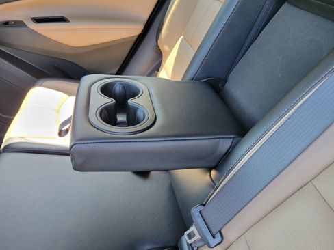 Certified 2024 Chevrolet Equinox Premier FWD image 32