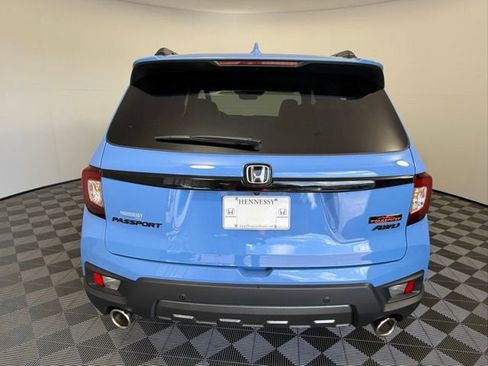 Used 2025 Honda Passport TrailSport image 6