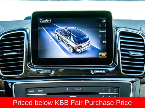 Used 2018 Mercedes-Benz GLE 550e 4MATIC image 16