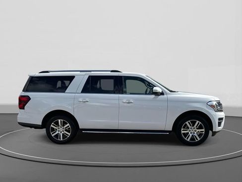 Used 2022 Ford Expedition Max Limited image 5