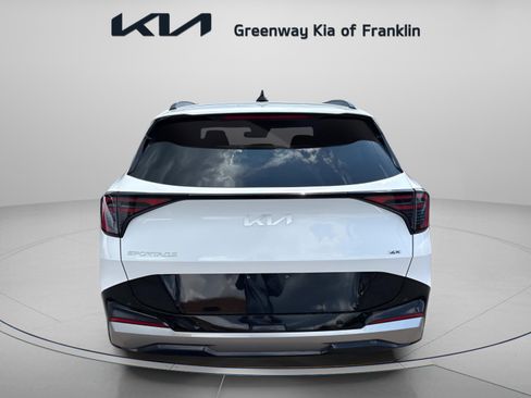 New 2026 Kia Sportage SX image 6