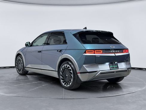 Used 2024 Hyundai Ioniq 5 Limited AWD/4WD image 2