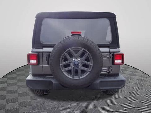 Used 2024 Jeep Wrangler Sport S image 3