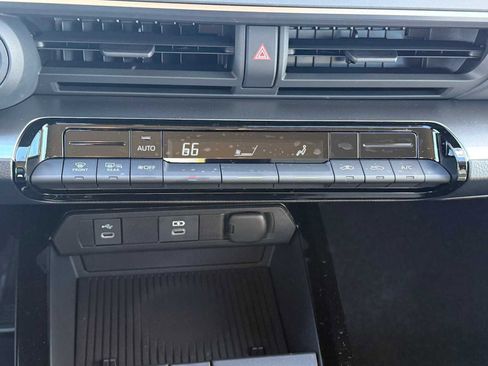 New 2026 Toyota Prius LE AWD/4WD image 15