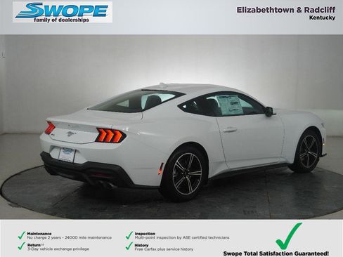 New 2025 Ford Mustang Coupe image 4