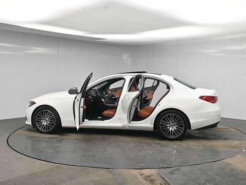 Used 2024 Mercedes-Benz C 300 4MATIC Sedan image 60
