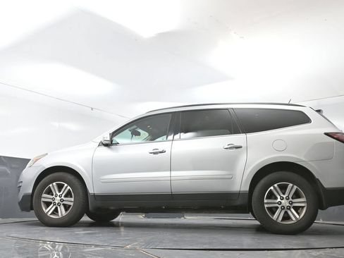 Used 2015 Chevrolet Traverse LT FWD image 27
