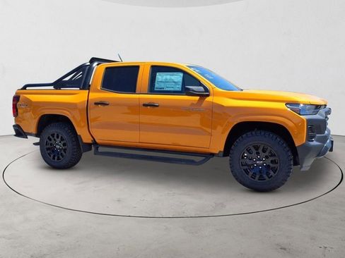 New 2025 Chevrolet Colorado W/T w/ Advanced Trailering Package image 4