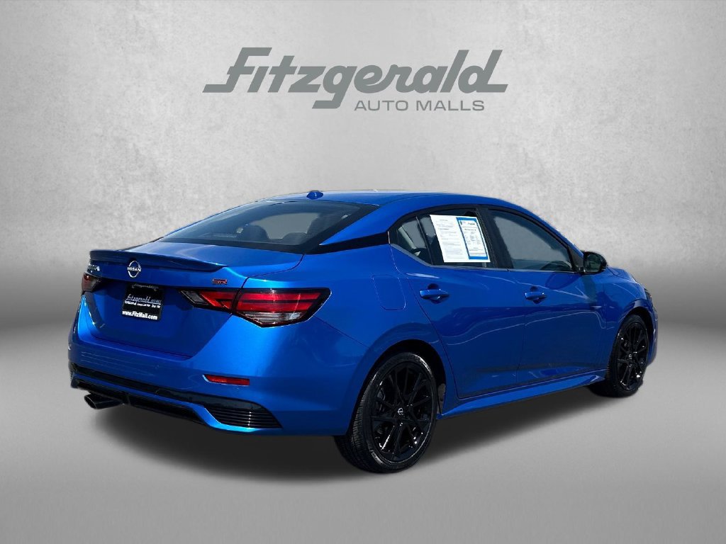 Used 2025 Nissan Sentra SR FWD image 8