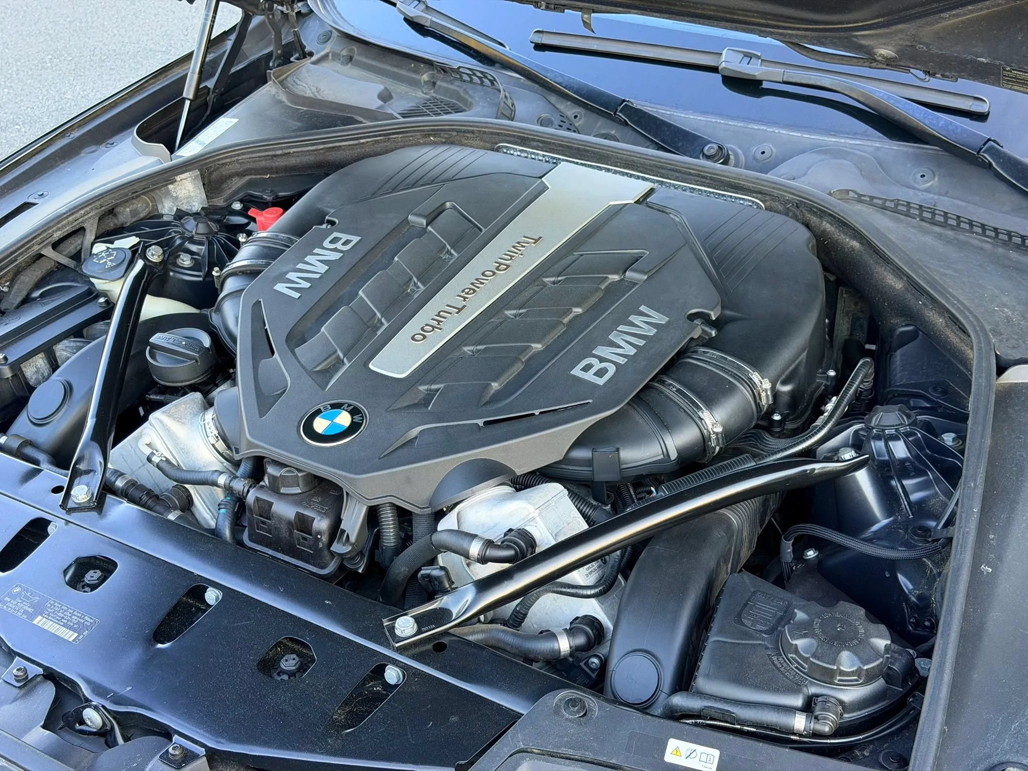 Used 2013 BMW 550i Sedan RWD image 10