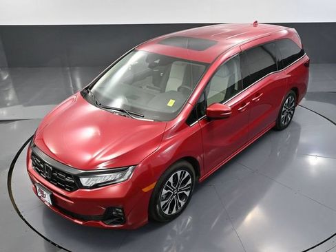 Used 2025 Honda Odyssey Elite image 65