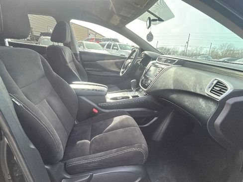 Used 2018 Nissan Murano S w/ Cargo Package FWD image 3