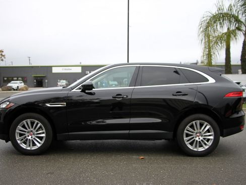 Used 2020 Jaguar F-PACE Prestige image 5