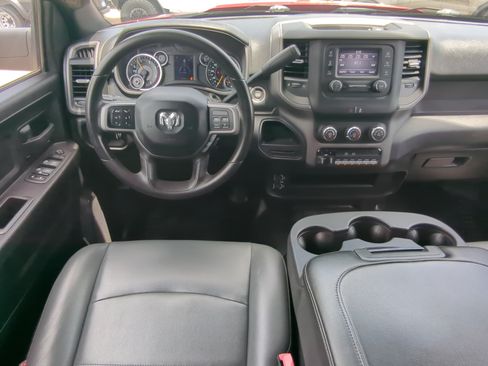 Used 2022 RAM 5500 Tradesman w/ Chrome Appearance Group RWD image 14